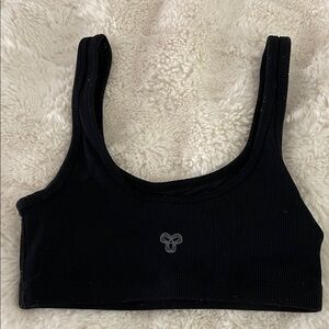 Aritzia Black Ribbed Workout Bra